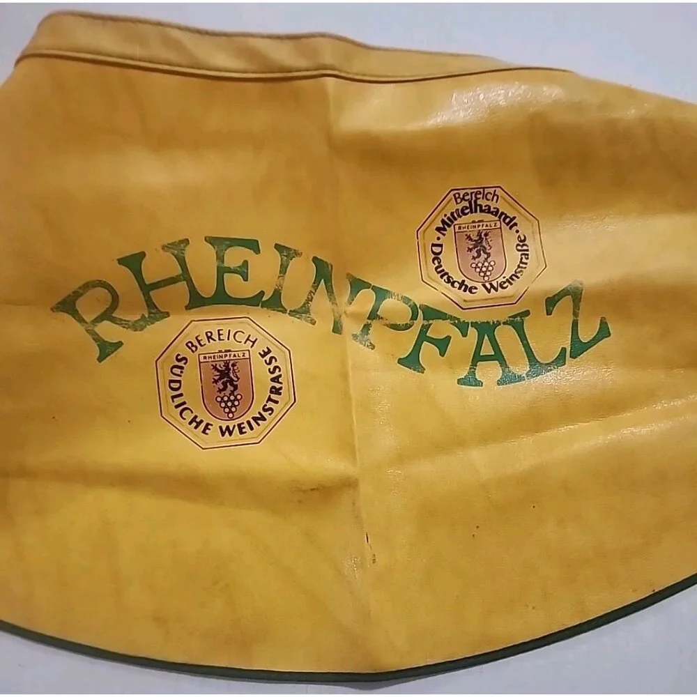 German Wine Region Half Apron With Chain Closure Perfect For OCTOBERFEST costume